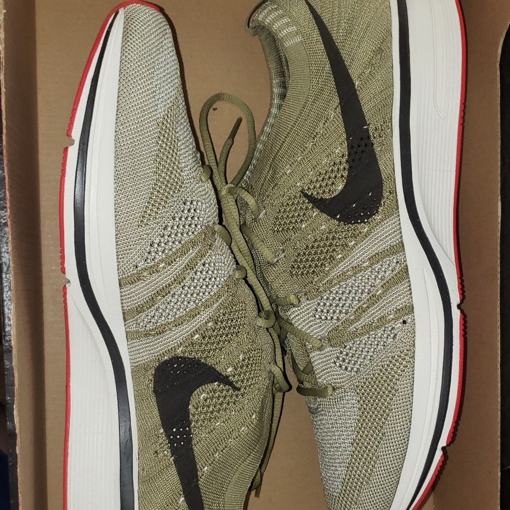 Nike Flyknit Trainer